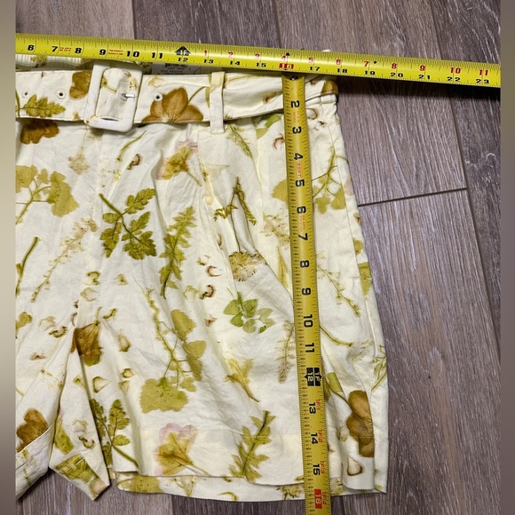 🛍️NET. I-N-C Regular High Rise floral 4 inch shorts with belt size XL - Picture 4 of 8
